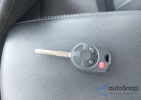 2017 Ford Escape Se z USA, uszkodzony, nr VIN 1FMCU9GD9HUD17077